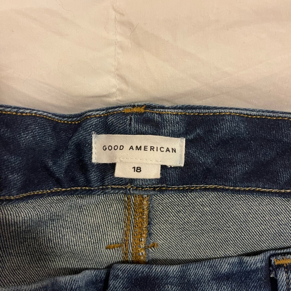 Good American Size 18 light compression jeans